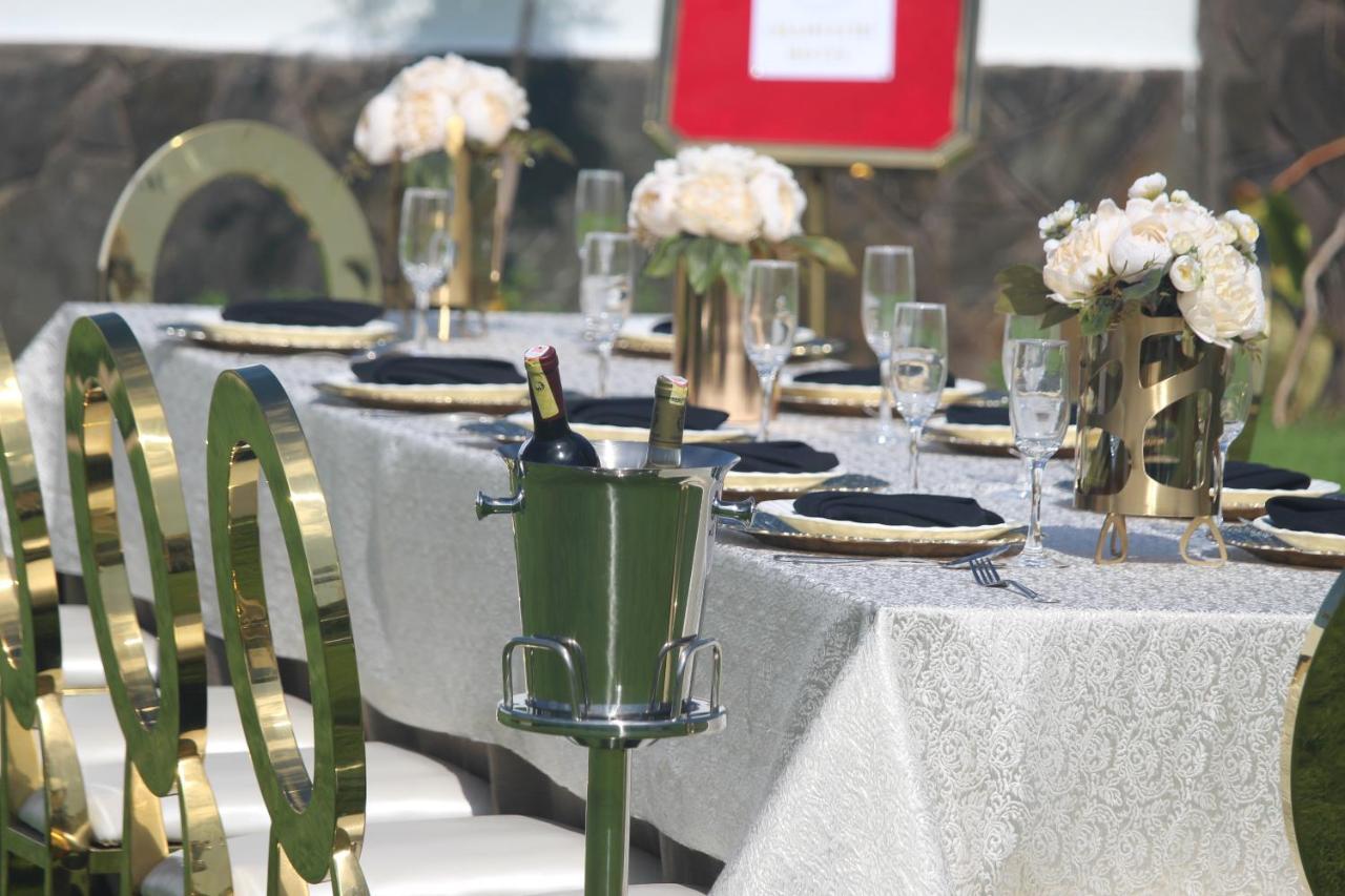 Chamiachi Hotel & Apartments Bamburi Zewnętrze zdjęcie