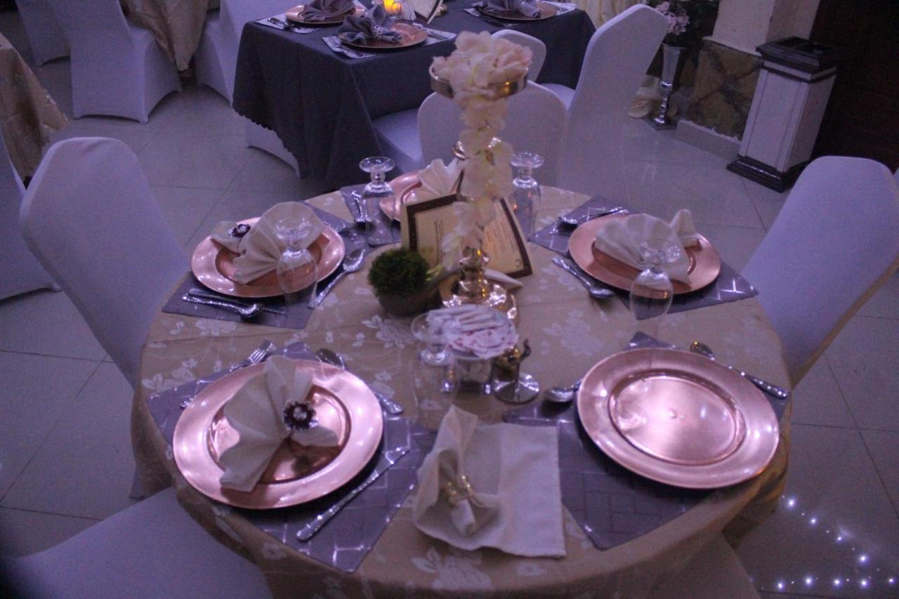 Chamiachi Hotel & Apartments Bamburi Zewnętrze zdjęcie