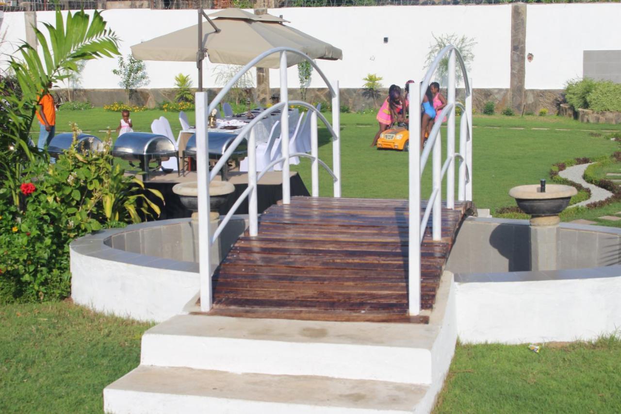 Chamiachi Hotel & Apartments Bamburi Zewnętrze zdjęcie