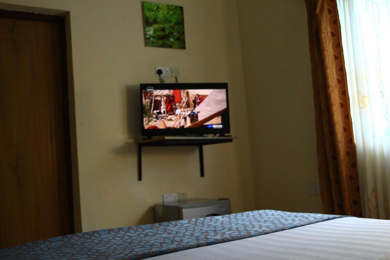 Chamiachi Hotel & Apartments Bamburi Zewnętrze zdjęcie